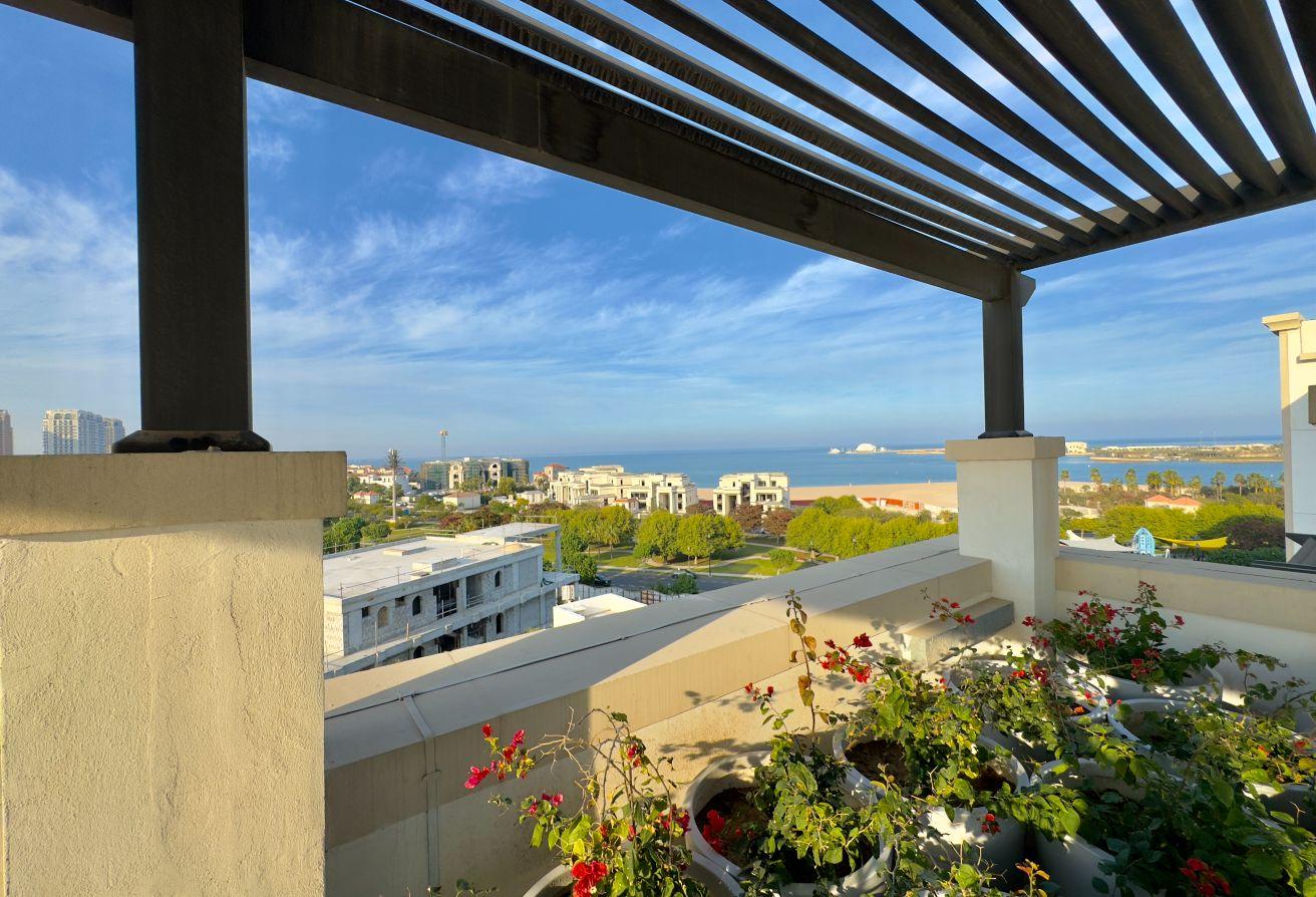 Own a Luxury Studio-Direct Beach Access-The Pearl