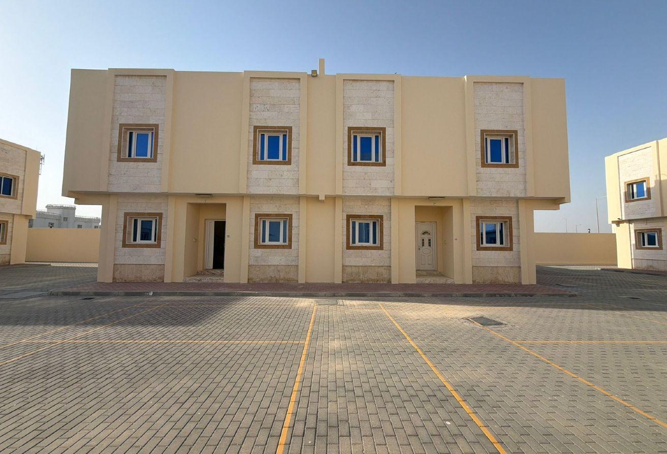 Amazing 6 BDR Attached Villa Compound - Al Sakama