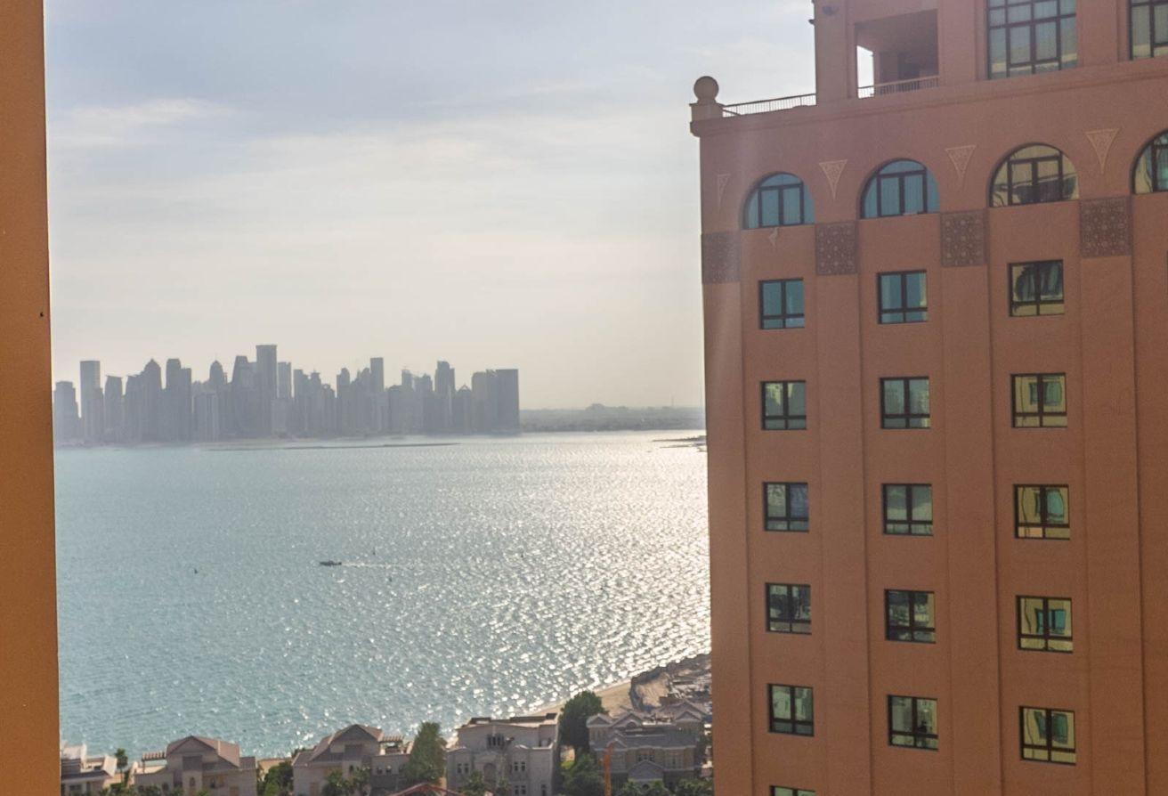 Amazing 1 Bedroom + Office l Best Deal l The Pearl